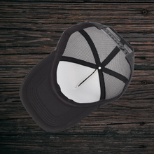 Load image into Gallery viewer, LA trucker hat (Black color)
